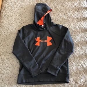 Under Armour sweatshirt